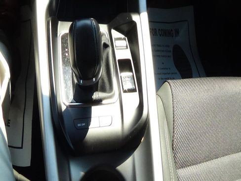 Certified 2024 Dodge Hornet R/T image 32