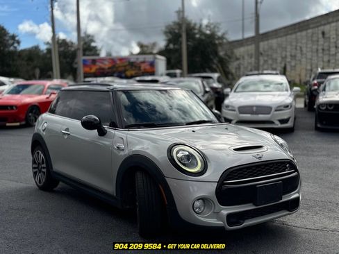 Used 2019 MINI Cooper S FWD image 8