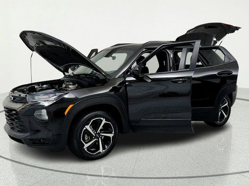 Used 2023 Chevrolet TrailBlazer RS AWD/4WD image 9