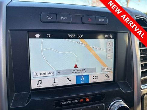 Used 2016 Ford F150 Platinum w/ Equipment Group 701A Luxury image 17