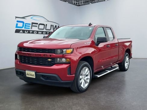 Used 2020 Chevrolet Silverado 1500 Custom w/ Custom Value Package image 7