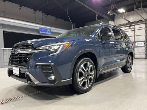 Certified 2025 Subaru Ascent Limited w/ Popular Package #2 AWD/4WD image 4