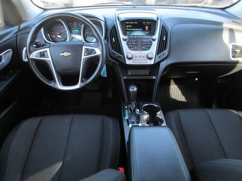Used 2017 Chevrolet Equinox LT w/ Convenience Package image 10