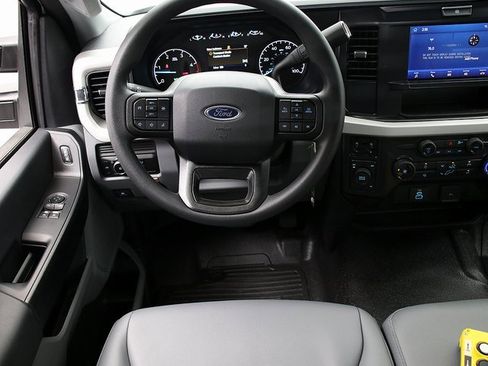 New 2025 Ford F550 4x4 Regular Cab Super Duty image 11