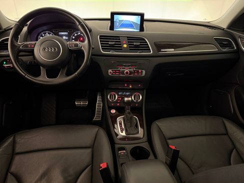 Used 2015 Audi Q3 2.0T Prestige w/ Prestige Package image 17