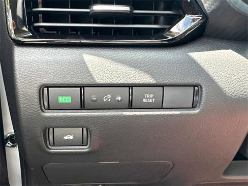 New 2025 Nissan Sentra SV w/ All-Weather Package image 17