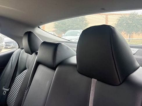 Used 2024 Toyota Camry SE image 8