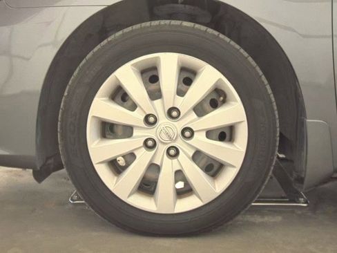 Used 2019 Nissan Sentra S image 26