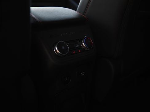 New 2026 Ford Explorer ST-Line w/ ST-Line Street Pack image 20