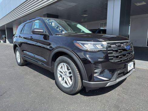 New 2026 Ford Explorer Active AWD/4WD image 8