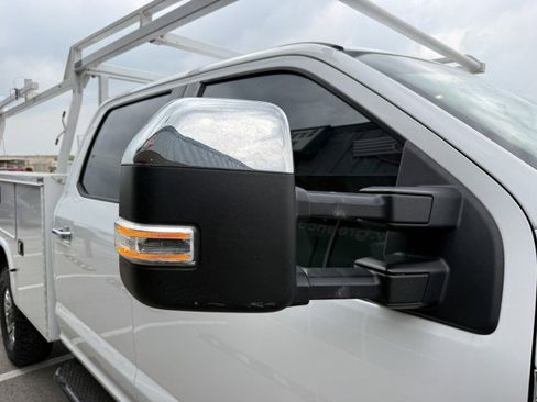 Used 2021 Ford F350 XLT w/ XLT Premium Package AWD/4WD image 23