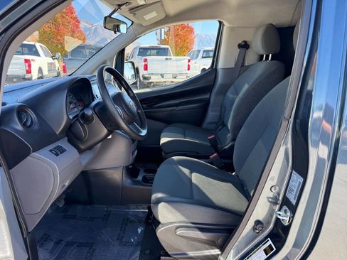 Used 2017 Chevrolet City Express LT w/ Technology Package image 13