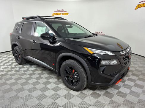 New 2026 Nissan Rogue SV AWD/4WD image 8
