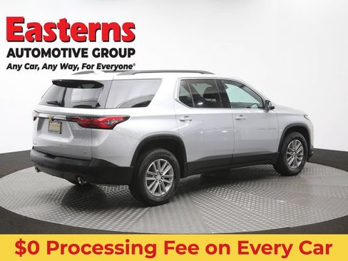 Used 2022 Chevrolet Traverse LT FWD image 42