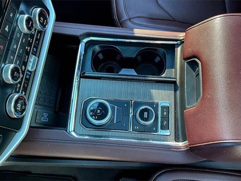 Used 2024 Ford Expedition Max Limited image 18