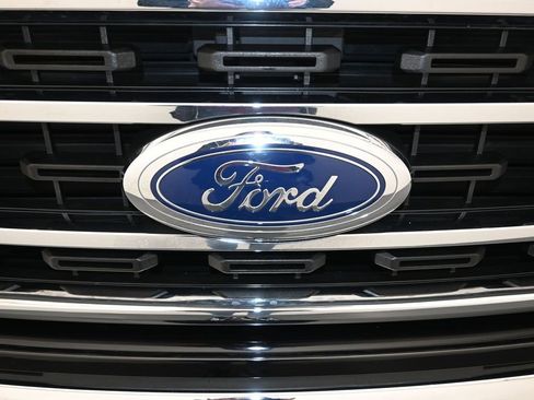 Used 2022 Ford F150 XLT w/ Equipment Group 302A High image 27