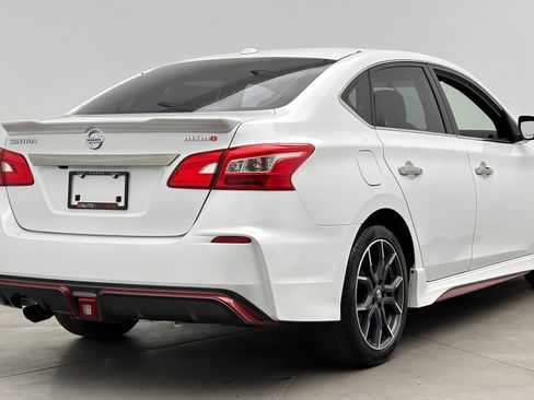 Used 2017 Nissan Sentra NISMO image 7