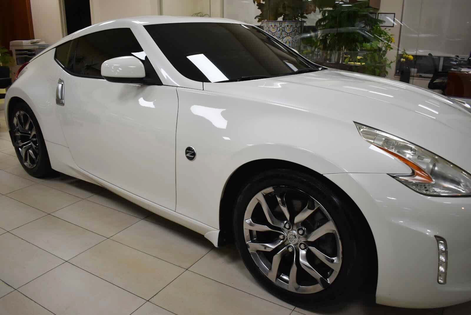 Used 2014 Nissan 370Z Coupe RWD image 36