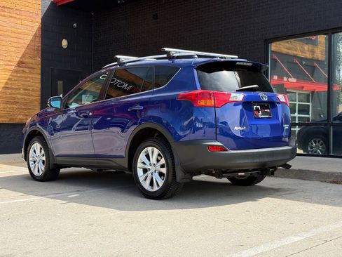 Used 2014 Toyota RAV4 Limited w/ Technology Package AWD/4WD image 3