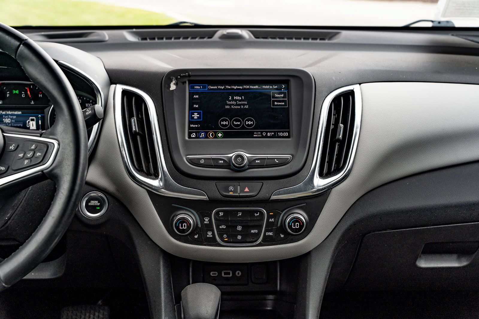 Used 2024 Chevrolet Equinox LT w/ Driver Convenience Package FWD image 28