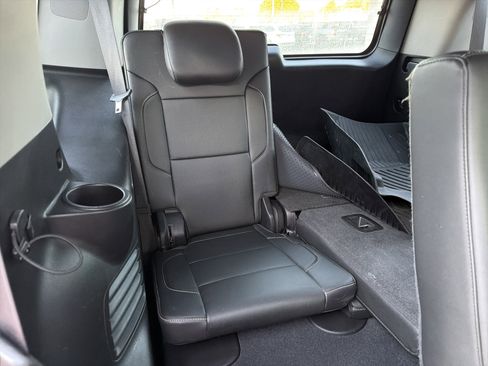 Used 2019 Chevrolet Tahoe LT image 16