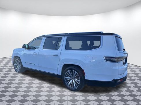 Used 2024 Jeep Grand Wagoneer L Series III AWD/4WD image 5