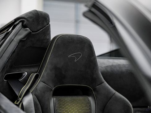 Used 2024 McLaren 750S Spider image 62