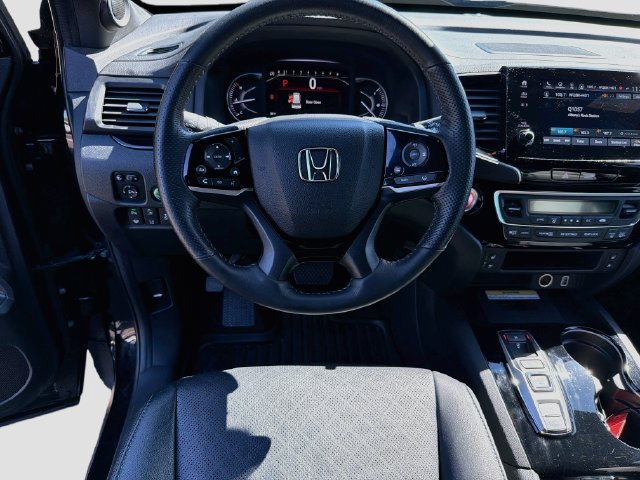 Used 2023 Honda Passport Elite image 19