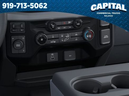 New 2026 Ford F550 4x4 Crew Cab image 15
