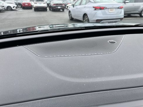 Used 2025 Kia Sportage LX FWD image 16