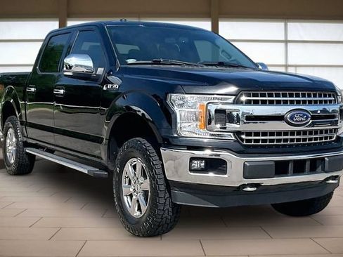 Used 2018 Ford F150 XLT w/ Equipment Group 301A Mid AWD/4WD image 12