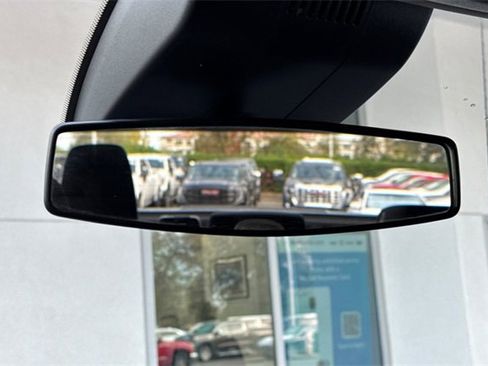 Used 2023 GMC Sierra 1500 Elevation image 25