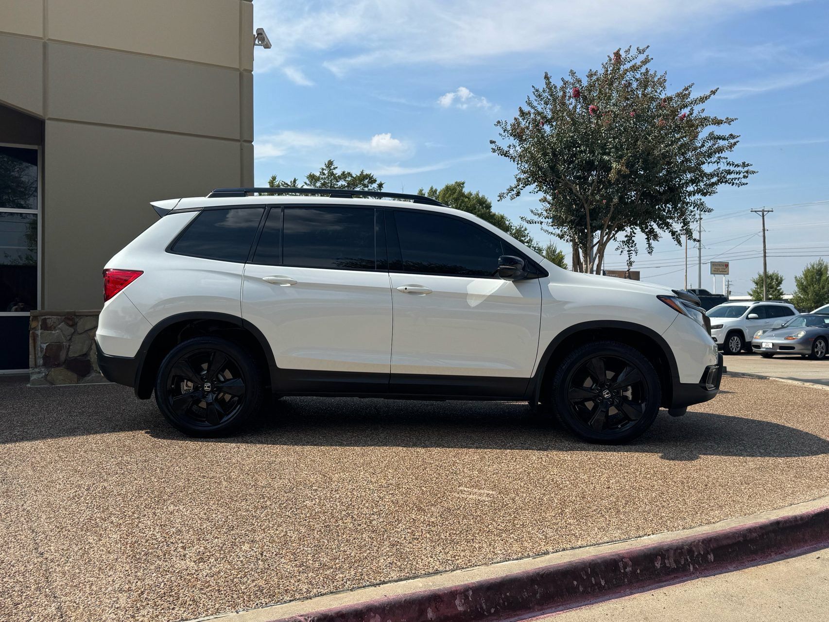 Used 2021 Honda Passport Elite image 7