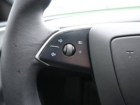 Used 2024 Tesla Model 3 Standard Range RWD image 17