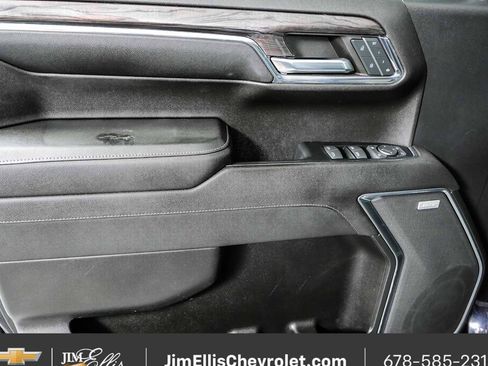 Used 2023 Chevrolet Silverado 1500 LTZ AWD/4WD image 6