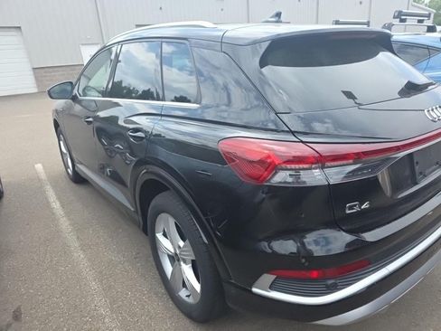 Used 2023 Audi Q4 e-tron Prestige AWD/4WD image 5