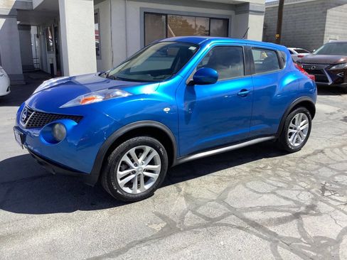 Used 2012 Nissan Juke S AWD/4WD image 16