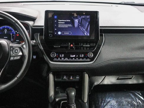 Certified 2024 Toyota Corolla Cross XLE w/ Convenience Package AWD/4WD image 16