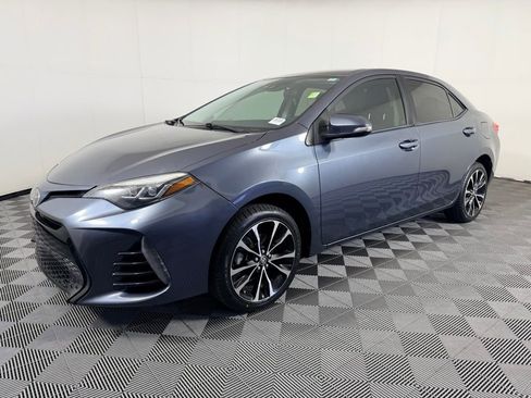 Used 2018 Toyota Corolla SE image 9