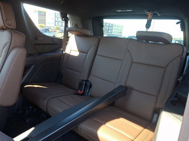 New 2026 Chevrolet Tahoe High Country w/ Sun And Tow Package AWD/4WD image 7