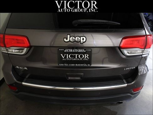 Used 2015 Jeep Grand Cherokee Limited w/ Luxury Group II AWD/4WD image 11