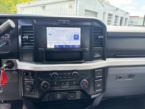 Used 2025 Ford F250 XLT AWD/4WD image 15