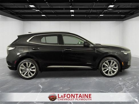 Certified 2021 Buick Envision Avenir w/ Technology Package II image 9