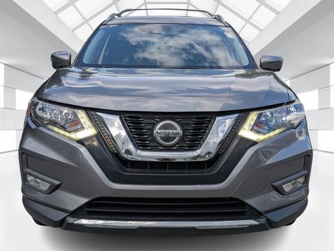 Certified 2019 Nissan Rogue SV w/ Premium Package image 2