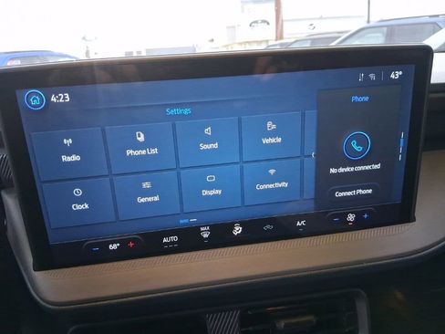 Used 2025 Ford Maverick XL w/ Equipment Group 101A image 4