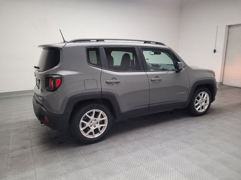 Used 2020 Jeep Renegade Latitude w/ Popular Equipment Group FWD image 10