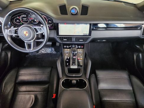 Used 2019 Porsche Cayenne AWD/4WD image 27