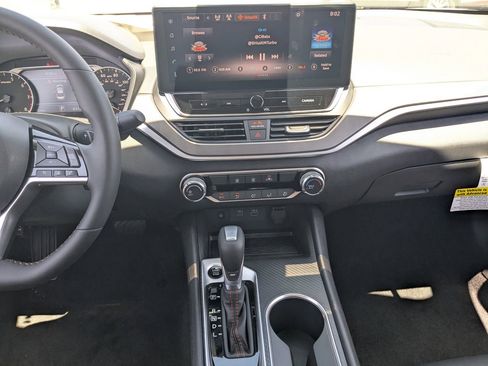New 2026 Nissan Altima 2.5 SR FWD image 23