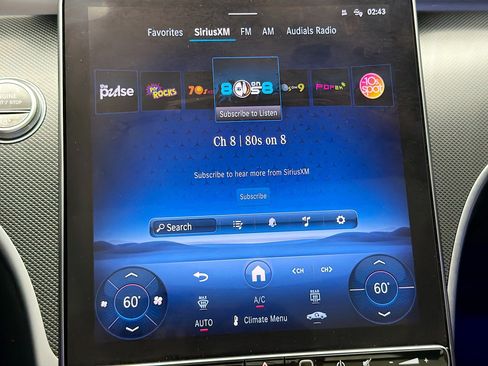 Used 2025 Mercedes-Benz C 300 Sedan image 9