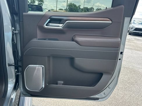 New 2026 GMC Sierra 1500 Denali w/ Denali Reserve Package AWD/4WD image 17